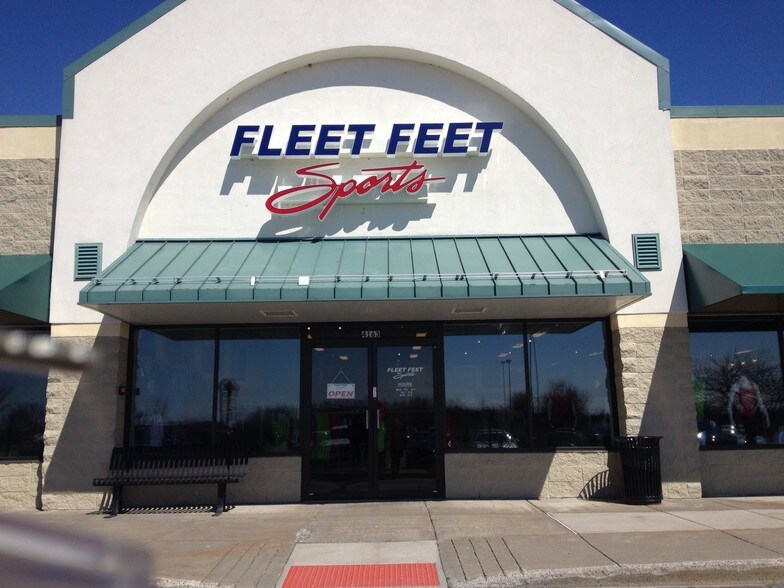 More Photos Of 4100-4160 State Route 31, Clay Unknown For Lease