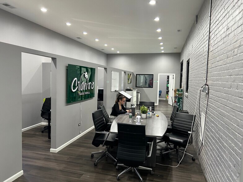 More Photos Of 80 W Lake St, Northlake Light Distribution For Lease