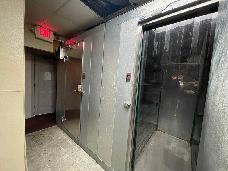 More Photos Of 248-252 N Park St, Decatur Storefront Retail Office For Sale