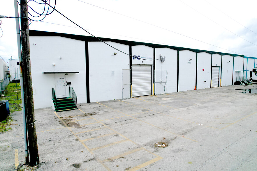 Primary Photo Of 7300 W 18th Ln, Hialeah Warehouse For Lease