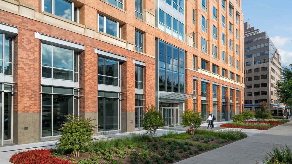 More Photos Of 601 New Jersey Ave NW, Washington Office For Lease