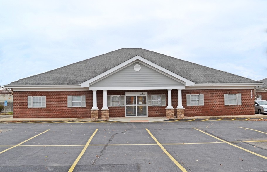 Primary Photo Of 2140 Vadalabene Dr, Maryville Medical For Lease