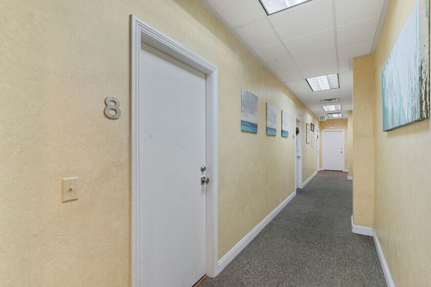 More Photos Of 3920-3930 E Patrick Ln, Las Vegas Loft Creative Space For Sale