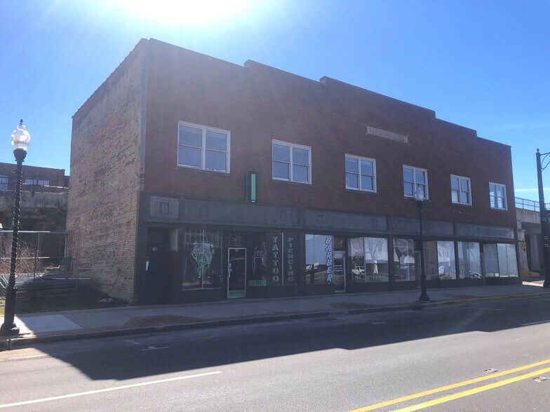 Primary Photo Of 78-84 S Broadway, Aurora Storefront Retail Office For Lease