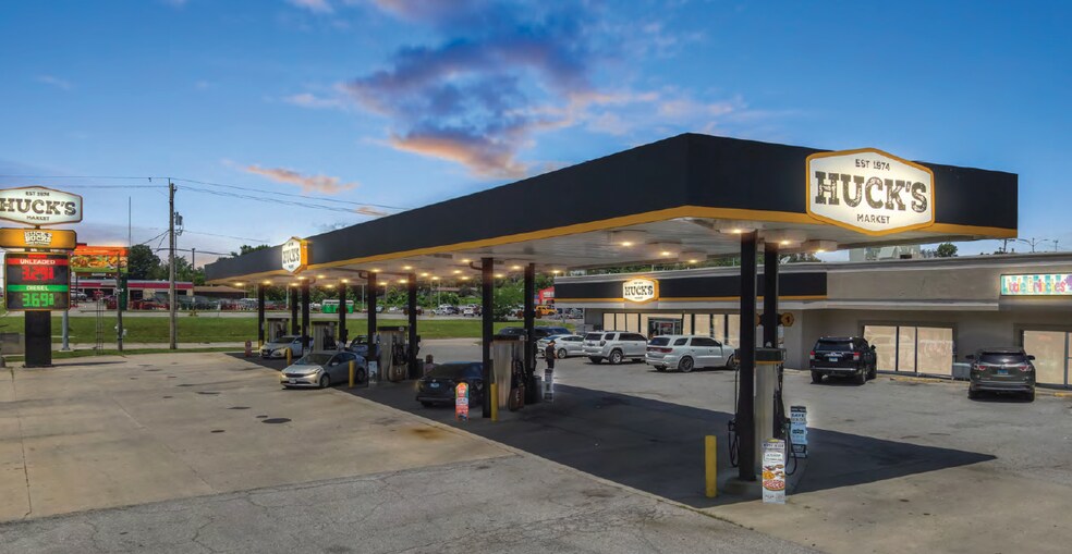 More Photos Of 3300 Broadway St, Mount Vernon Service Station For Lease