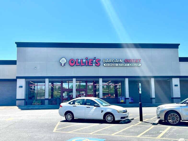 More Photos Of 1012-1080 Big A Rd S, Toccoa Unknown For Lease