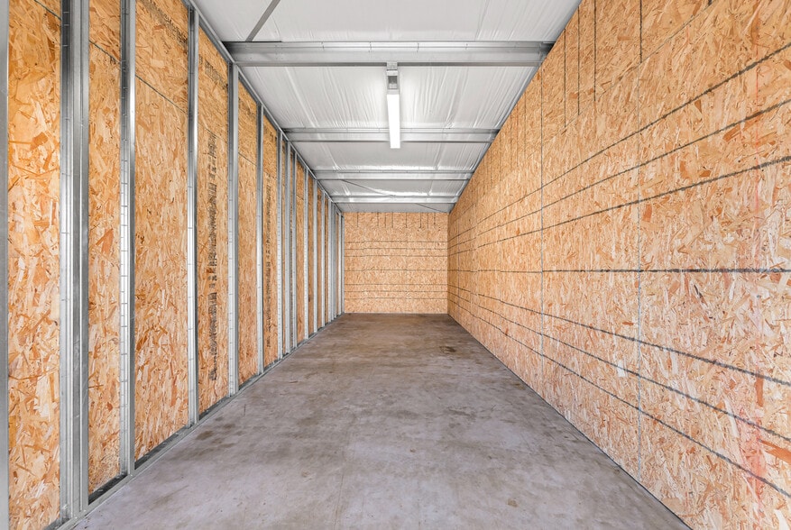 More Photos Of 1479 W Smith Rd, Ferndale Self Storage For Sale