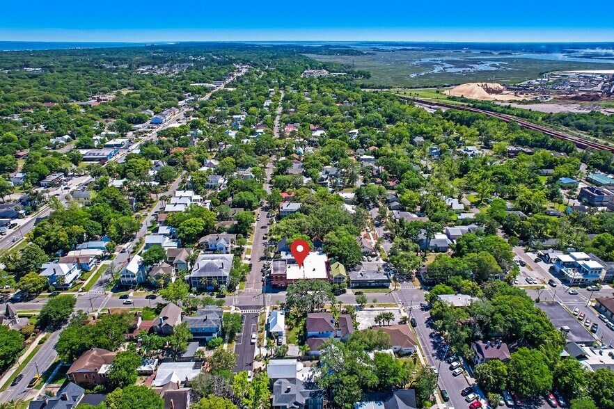 More Photos Of 516 Ash St, Fernandina Beach Freestanding For Sale