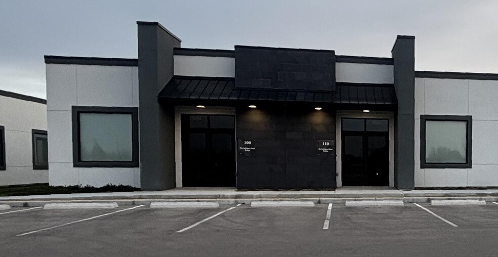 Primary Photo Of 1462 W Ustick Rd, Meridian Office For Lease