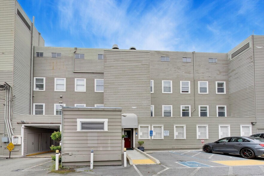 More Photos Of 345 W Portal Ave, San Francisco Medical For Lease
