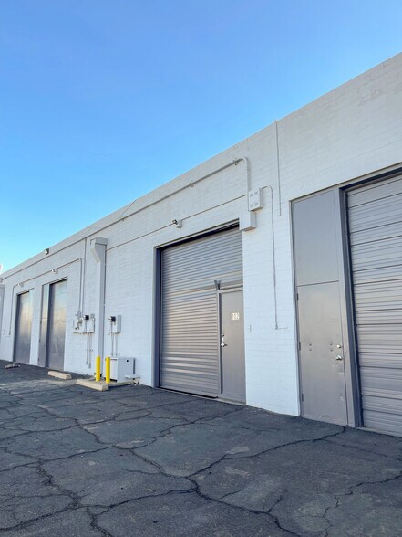 More Photos Of 2810 S 24th St, Phoenix Unknown For Sale