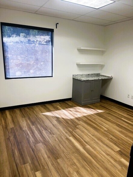 More Photos Of 30745 Us-281 Hwy, Bulverde Medical For Lease