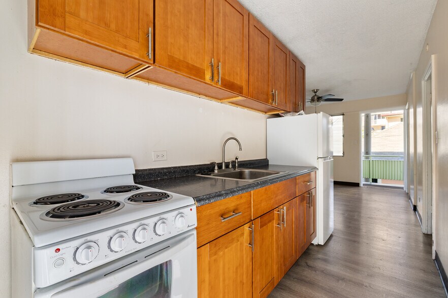 More Photos Of 287 Wai Nani Way, Honolulu Apartments For Sale