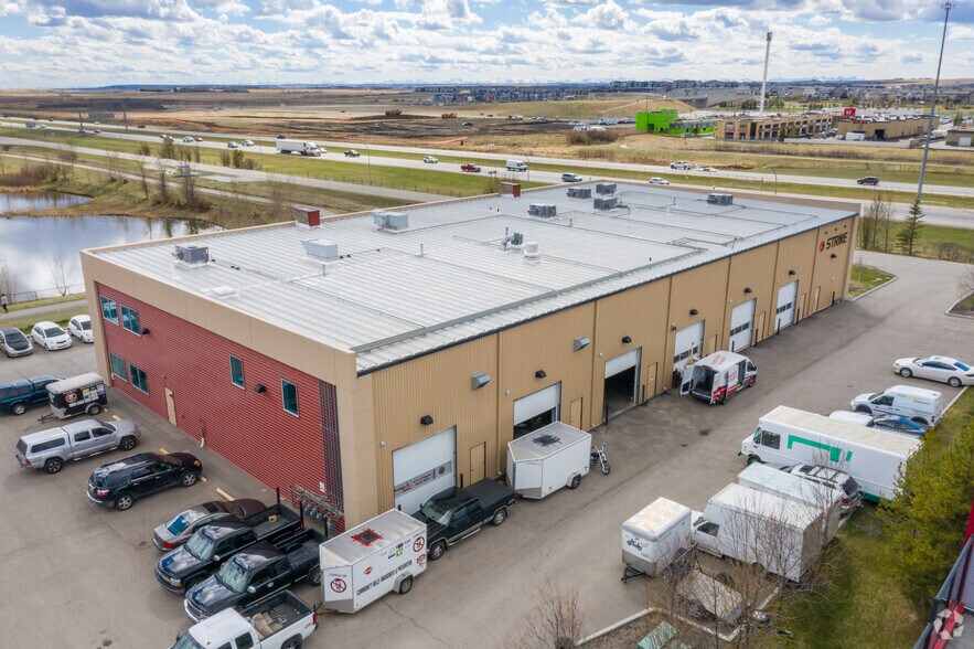 More Photos Of 127 Kingsview Rd SE, Airdrie Industrial For Sale