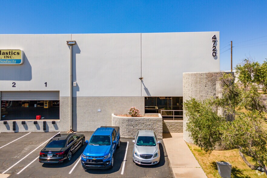 More Photos Of 4720 W Van Buren St, Phoenix Manufacturing For Lease