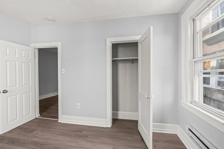 More Photos Of 129-131 E Roosevelt Blvd, Philadelphia Apartments For Sale