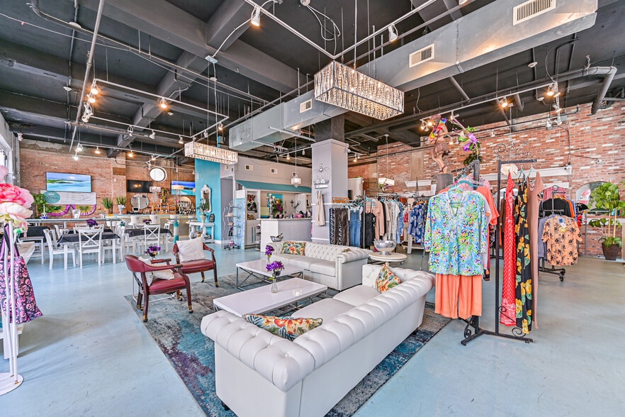 More Photos Of 202 25th St, Galveston Restaurant For Sale