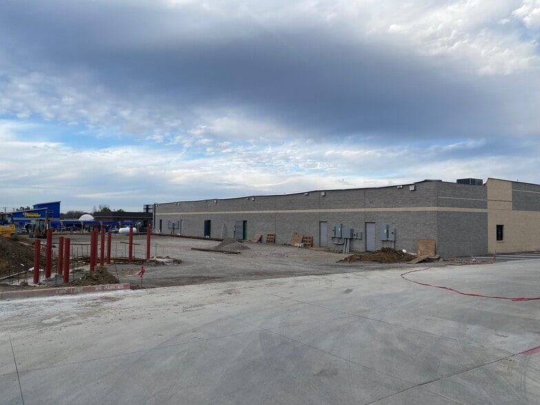 More Photos Of 12190 S Waco Ave, Glenpool General Retail For Lease