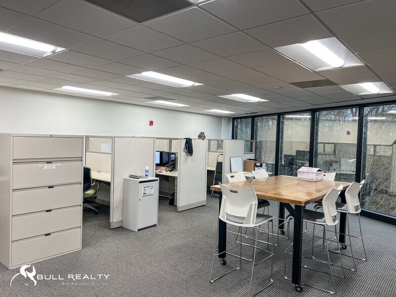 More Photos Of 3295 River Exchange Dr, Peachtree Corners Office For Lease