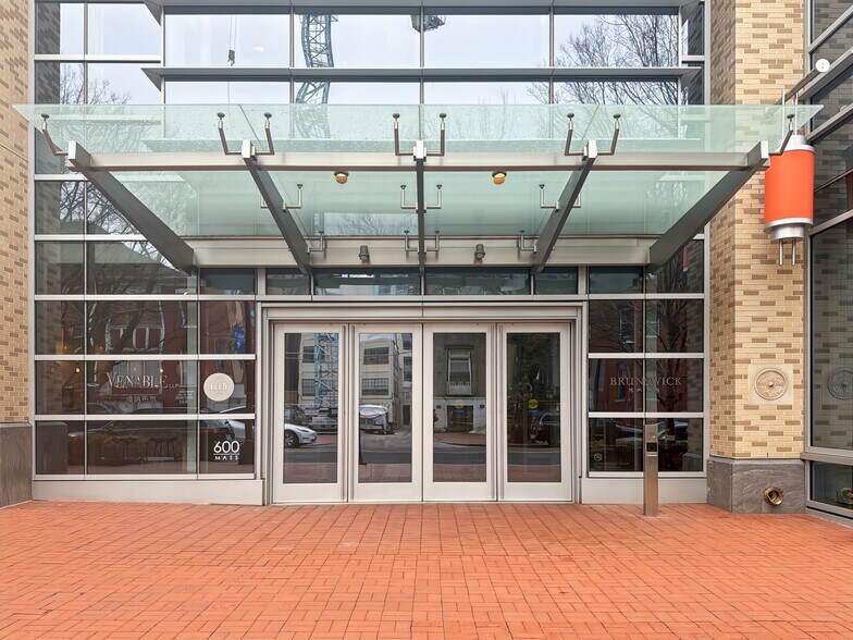 More Photos Of 600 Massachusetts Ave NW, Washington Coworking Space