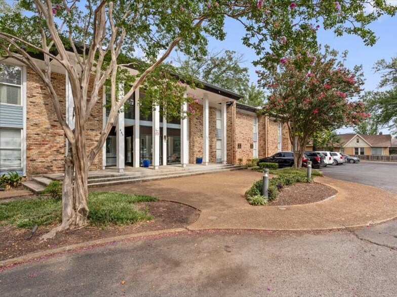 More Photos Of , Memphis Multifamily For Sale