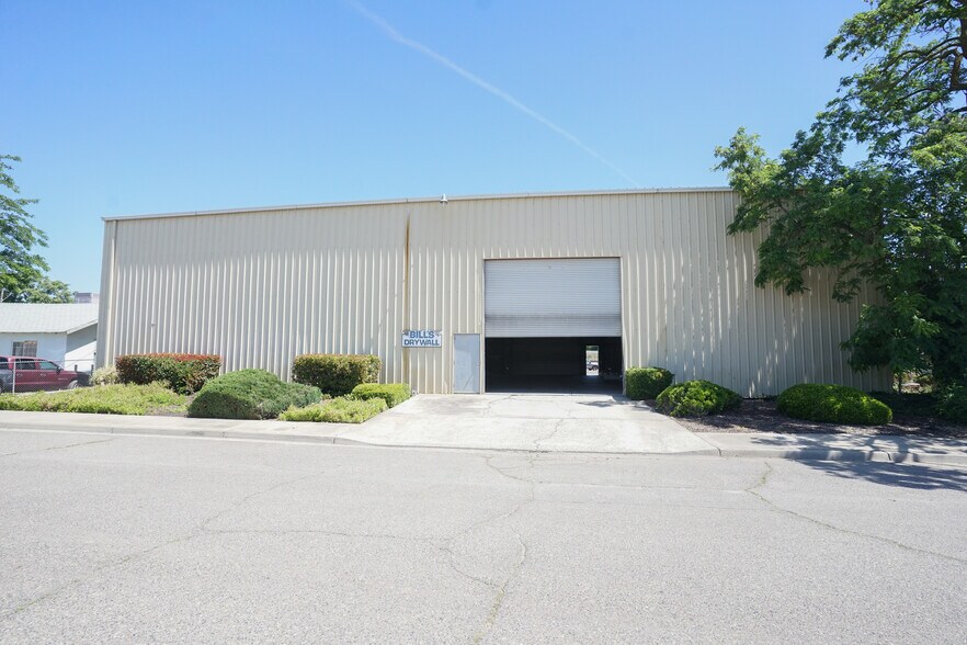 More Photos Of 3118 West Ave, Ceres Warehouse For Sale