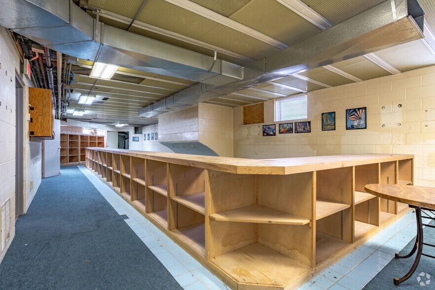 More Photos Of 505 Vistula St, Elkhart Medical For Sale