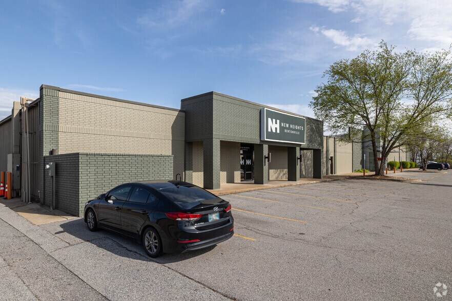 More Photos Of 1705 S Walton Blvd, Bentonville Office For Sale