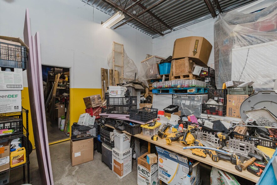 More Photos Of 925 E 19th St, Wichita Warehouse For Sale