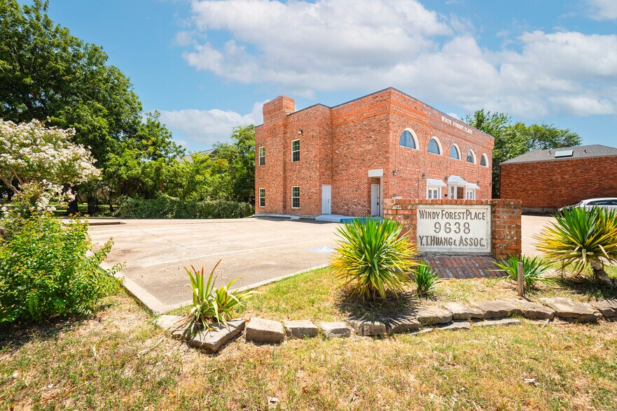 Primary Photo Of 9638 Greenville Ave, Dallas Office For Lease