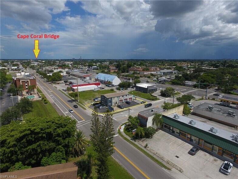 More Photos Of 4719 SE 6th Ave, Cape Coral Auto Repair For Lease