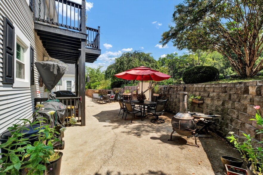 More Photos Of 110 Holy Cross Rd, Loretto Hospitality For Sale