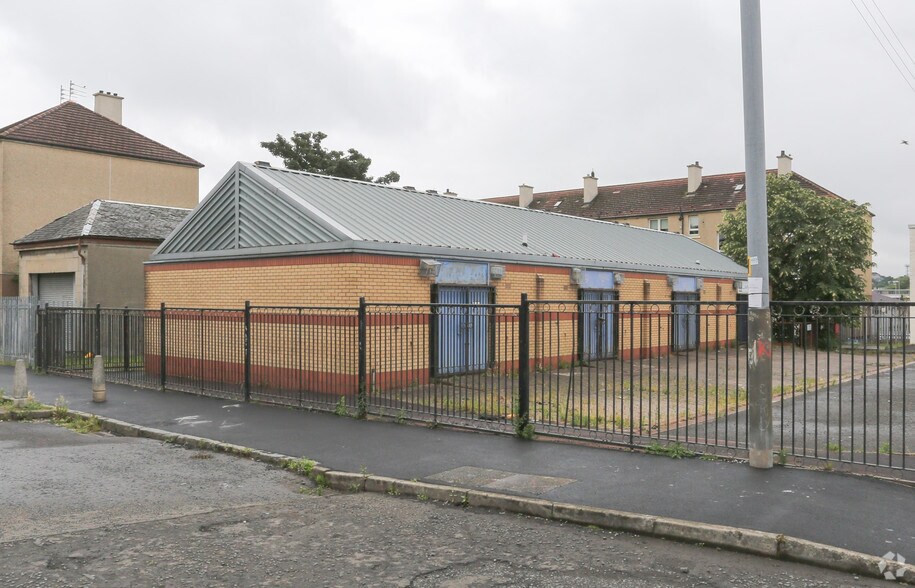 More Photos Of 106 Barloch St, Glasgow Light Manufacturing For Lease