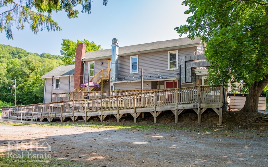 More Photos Of 2093 Island Rd, Lock Haven Restaurant For Sale
