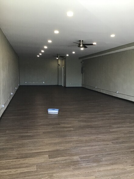 More Photos Of 202 River St, Hartsville General Retail For Sale