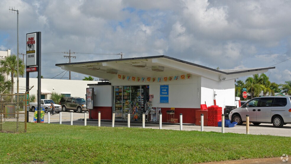 Primary Photo Of 4420 NE 1st Ter, Oakland Park Convenience Store For Sale
