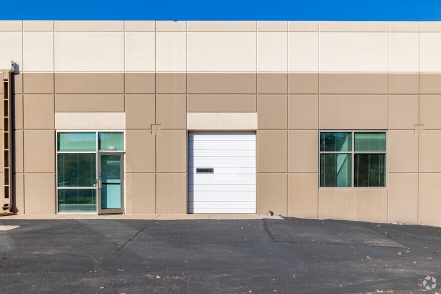 More Photos Of 500 Golden Ridge Rd, Golden Office For Lease