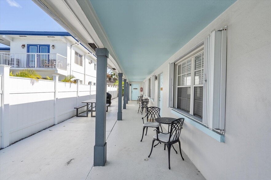 More Photos Of 4204 Ocean Dr, Lauderdale By The Sea Apartments For Sale