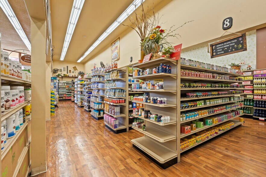 More Photos Of 12249 San Pablo Ave, Richmond Storefront For Sale