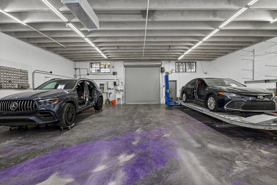 More Photos Of 1090 S 56th Ave, Hollywood Auto Repair For Sale