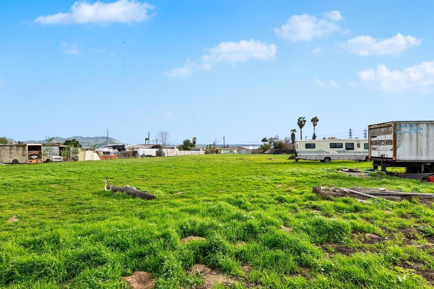 More Photos Of 19340 Jurupa Ave, Bloomington Land For Sale