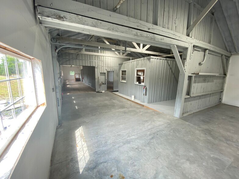 More Photos Of 509, Unit B Bellvale Rd, Chester Flex For Lease