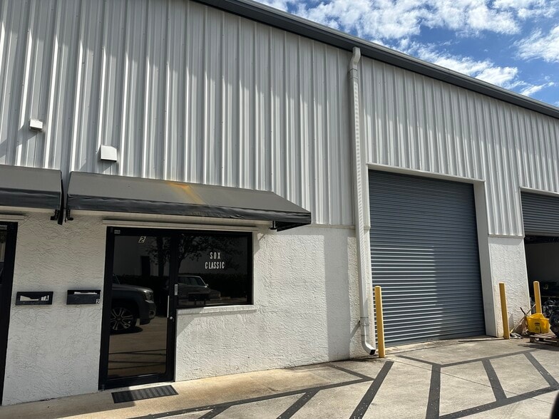 More Photos Of 170 Commerce Rd, Boynton Beach Warehouse For Lease