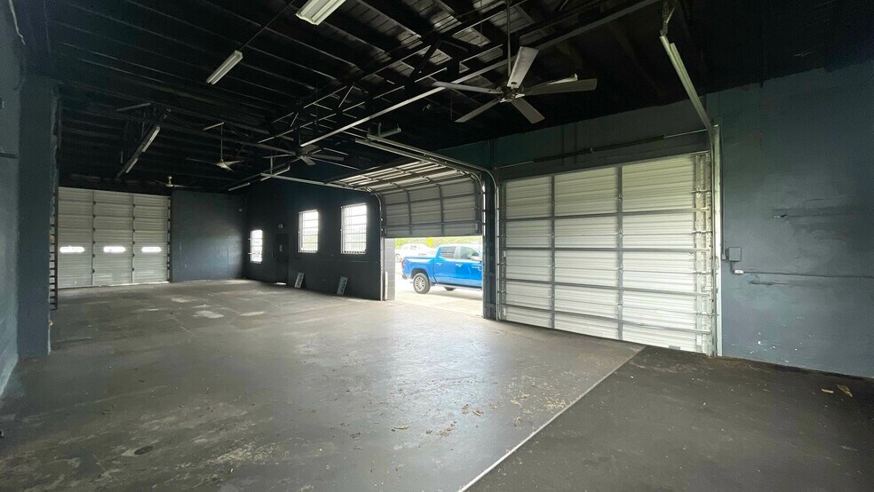 More Photos Of 5503 Us Highway 98 S, Lakeland Health Club For Sale