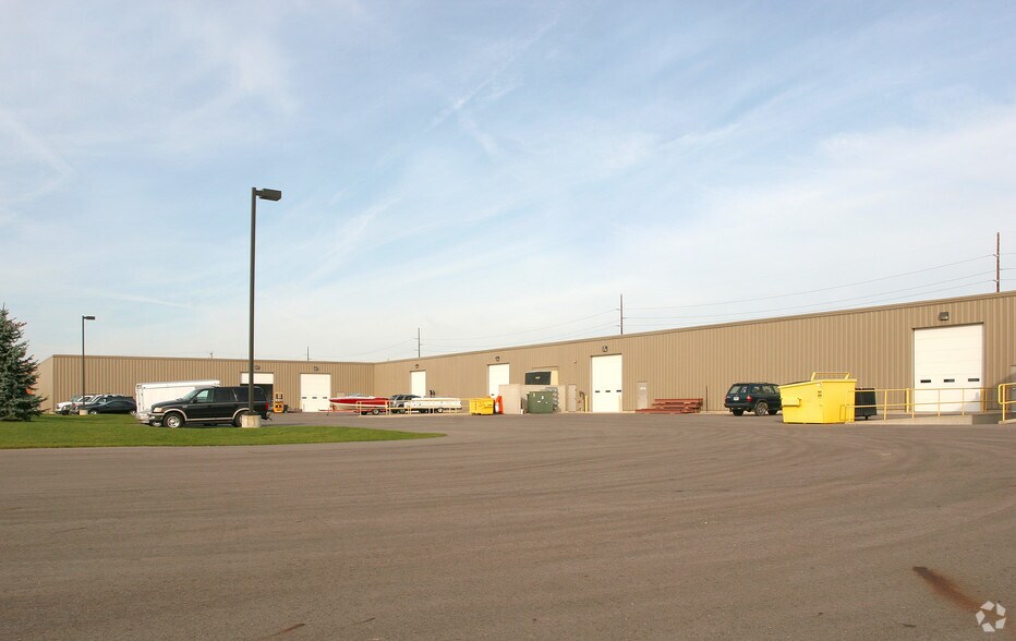 More Photos Of 11114-11158 James St, Zeeland Warehouse For Lease
