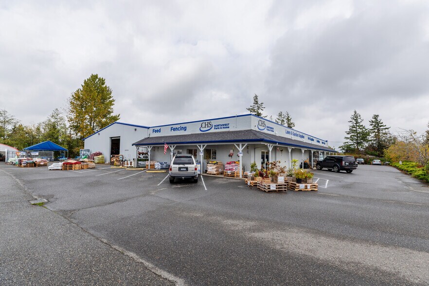 More Photos Of 1720 La Bounty Dr, Ferndale Service Station For Sale