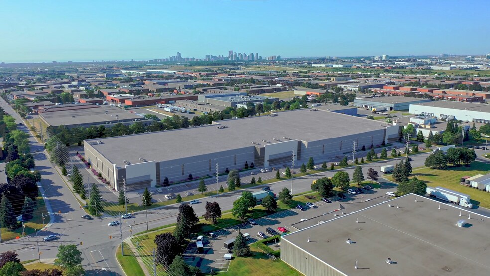 More Photos Of 1100 Courtneypark Dr E, Mississauga Distribution For Lease