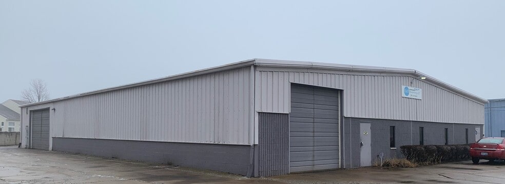 More Photos Of 51690 Birch St, New Baltimore Warehouse For Sale