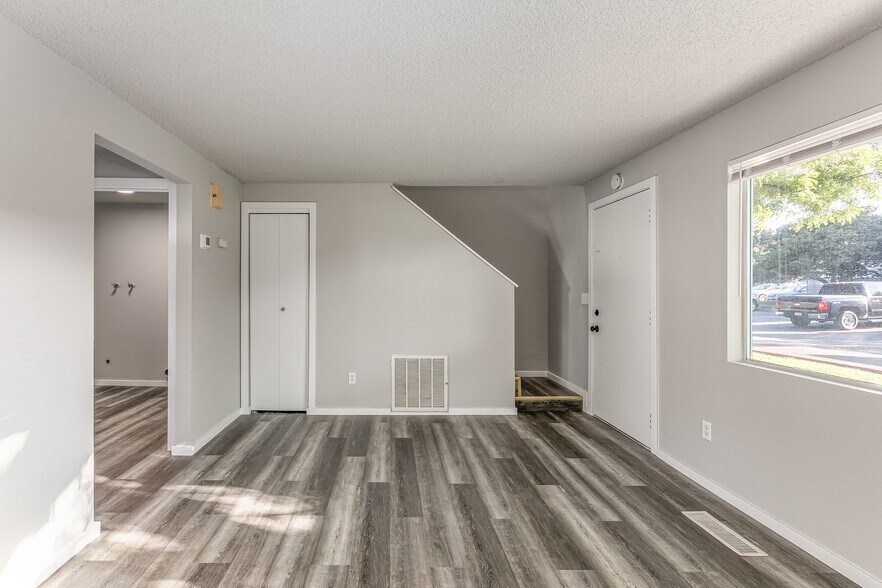 More Photos Of 6721 W Kennewick Ave, Kennewick Apartments For Sale