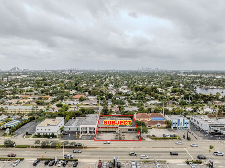 More Photos Of 1582 E Commercial Blvd, Oakland Park Freestanding For Sale